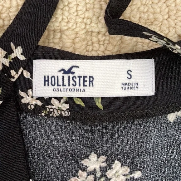Hollister Floral Peplum Top - Picture 4 of 5